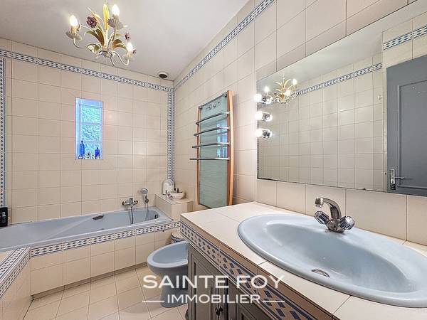 2026335 image9 - Sainte Foy Immobilier - Ce sont des agences immobilières dans l'Ouest Lyonnais spécialisées dans la location de maison ou d'appartement et la vente de propriété de prestige.