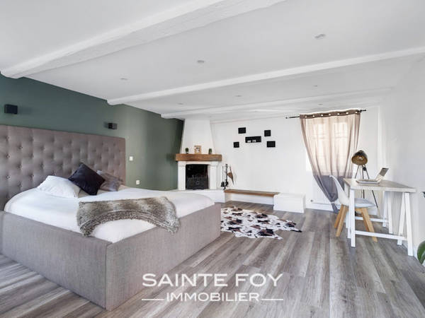2026315 image4 - Sainte Foy Immobilier - Ce sont des agences immobilières dans l'Ouest Lyonnais spécialisées dans la location de maison ou d'appartement et la vente de propriété de prestige.