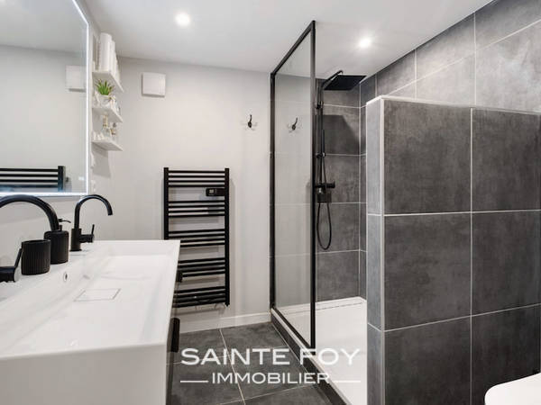 2026315 image8 - Sainte Foy Immobilier - Ce sont des agences immobilières dans l'Ouest Lyonnais spécialisées dans la location de maison ou d'appartement et la vente de propriété de prestige.