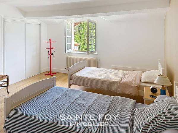 2026313 image6 - Sainte Foy Immobilier - Ce sont des agences immobilières dans l'Ouest Lyonnais spécialisées dans la location de maison ou d'appartement et la vente de propriété de prestige.