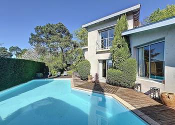 2026343 image1 - Sainte Foy Immobilier - Ce sont des agences immobilières dans l'Ouest Lyonnais spécialisées dans la location de maison ou d'appartement et la vente de propriété de prestige.