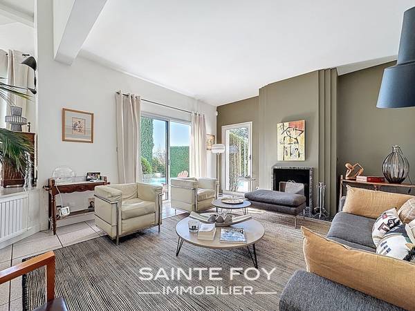2026343 image4 - Sainte Foy Immobilier - Ce sont des agences immobilières dans l'Ouest Lyonnais spécialisées dans la location de maison ou d'appartement et la vente de propriété de prestige.