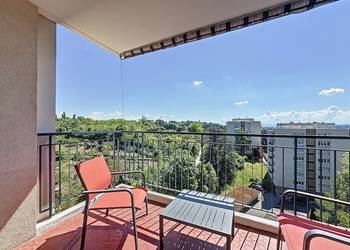 2022973 image1 - Sainte Foy Immobilier - Ce sont des agences immobilières dans l'Ouest Lyonnais spécialisées dans la location de maison ou d'appartement et la vente de propriété de prestige.