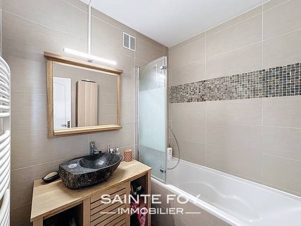 2022973 image9 - Sainte Foy Immobilier - Ce sont des agences immobilières dans l'Ouest Lyonnais spécialisées dans la location de maison ou d'appartement et la vente de propriété de prestige.