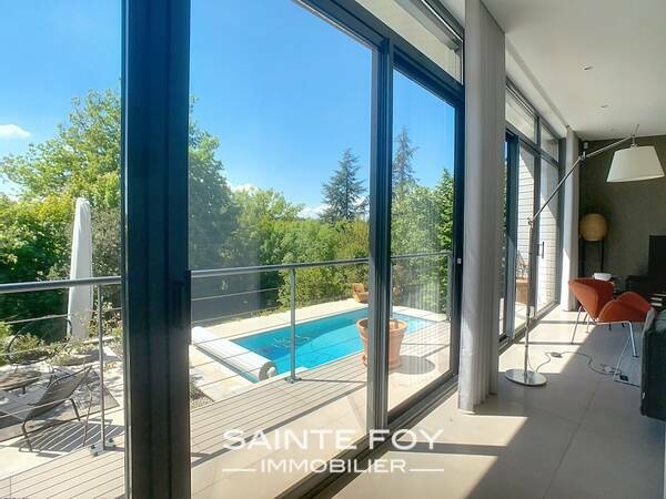 2026339 image4 - Sainte Foy Immobilier - Ce sont des agences immobilières dans l'Ouest Lyonnais spécialisées dans la location de maison ou d'appartement et la vente de propriété de prestige.