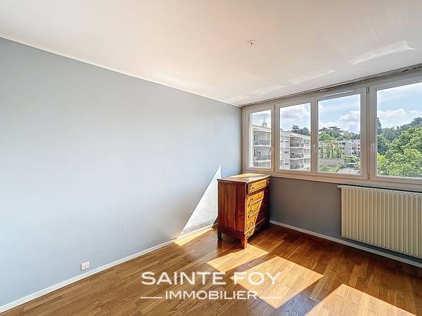 2026353 image8 - Sainte Foy Immobilier - Ce sont des agences immobilières dans l'Ouest Lyonnais spécialisées dans la location de maison ou d'appartement et la vente de propriété de prestige.
