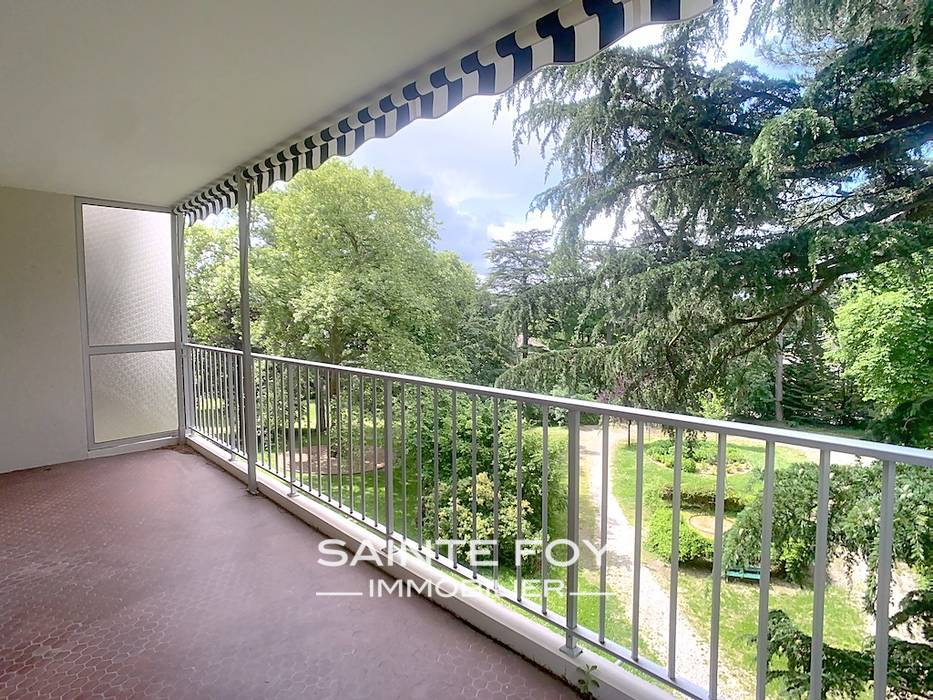 2026355 image1 - Sainte Foy Immobilier - Ce sont des agences immobilières dans l'Ouest Lyonnais spécialisées dans la location de maison ou d'appartement et la vente de propriété de prestige.