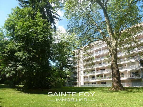 2026355 image8 - Sainte Foy Immobilier - Ce sont des agences immobilières dans l'Ouest Lyonnais spécialisées dans la location de maison ou d'appartement et la vente de propriété de prestige.