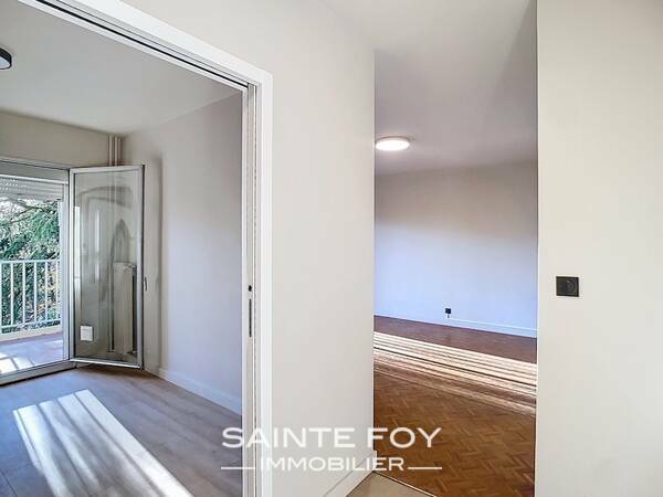 2026355 image7 - Sainte Foy Immobilier - Ce sont des agences immobilières dans l'Ouest Lyonnais spécialisées dans la location de maison ou d'appartement et la vente de propriété de prestige.