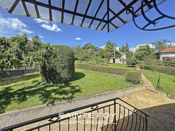 2026357 image3 - Sainte Foy Immobilier - Ce sont des agences immobilières dans l'Ouest Lyonnais spécialisées dans la location de maison ou d'appartement et la vente de propriété de prestige.