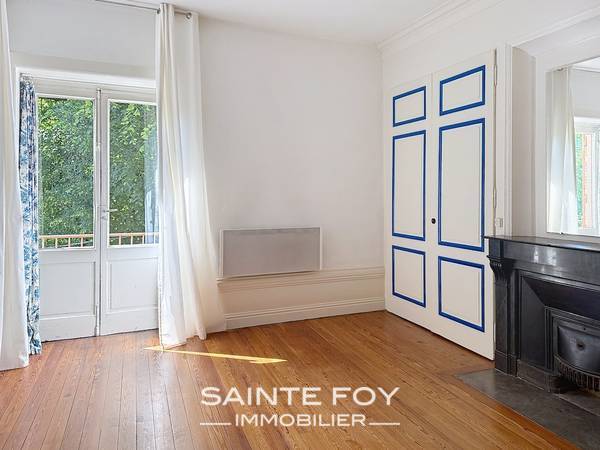 2026359 image8 - Sainte Foy Immobilier - Ce sont des agences immobilières dans l'Ouest Lyonnais spécialisées dans la location de maison ou d'appartement et la vente de propriété de prestige.