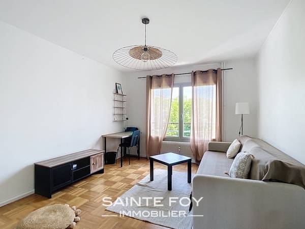 2026062 image8 - Sainte Foy Immobilier - Ce sont des agences immobilières dans l'Ouest Lyonnais spécialisées dans la location de maison ou d'appartement et la vente de propriété de prestige.