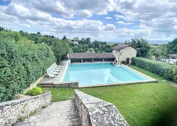 2026310 image1 - Sainte Foy Immobilier - Ce sont des agences immobilières dans l'Ouest Lyonnais spécialisées dans la location de maison ou d'appartement et la vente de propriété de prestige.
