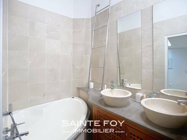 2026310 image6 - Sainte Foy Immobilier - Ce sont des agences immobilières dans l'Ouest Lyonnais spécialisées dans la location de maison ou d'appartement et la vente de propriété de prestige.