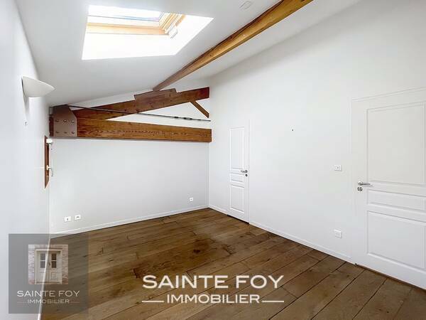 2026310 image6 - Sainte Foy Immobilier - Ce sont des agences immobilières dans l'Ouest Lyonnais spécialisées dans la location de maison ou d'appartement et la vente de propriété de prestige.