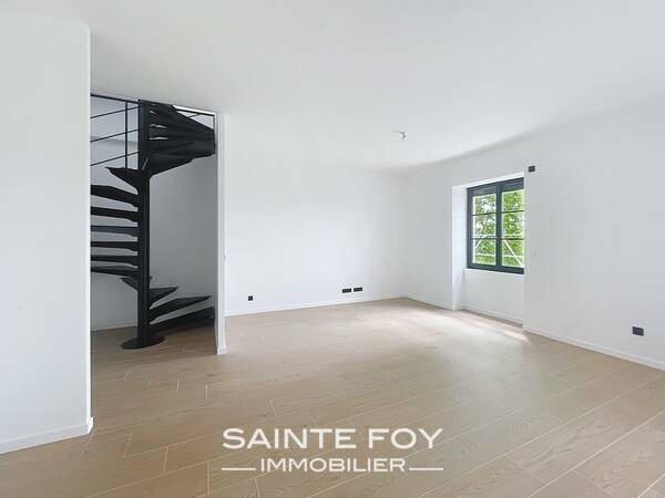 2026380 image2 - Sainte Foy Immobilier - Ce sont des agences immobilières dans l'Ouest Lyonnais spécialisées dans la location de maison ou d'appartement et la vente de propriété de prestige.