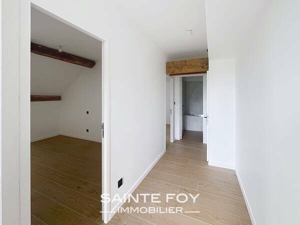 2026380 image6 - Sainte Foy Immobilier - Ce sont des agences immobilières dans l'Ouest Lyonnais spécialisées dans la location de maison ou d'appartement et la vente de propriété de prestige.