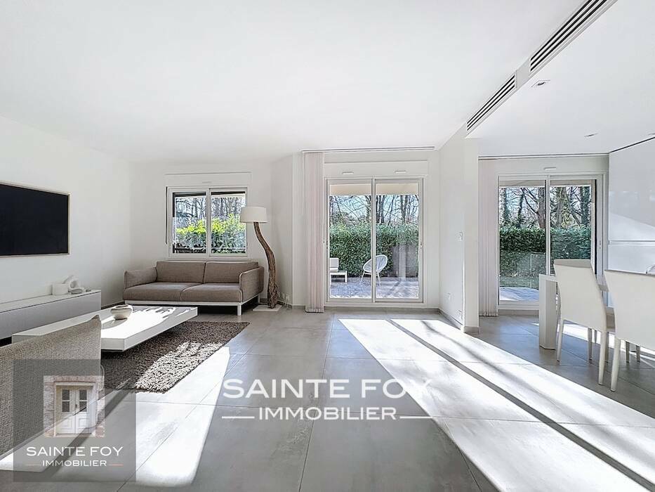 2025806 image1 - Sainte Foy Immobilier - Ce sont des agences immobilières dans l'Ouest Lyonnais spécialisées dans la location de maison ou d'appartement et la vente de propriété de prestige.