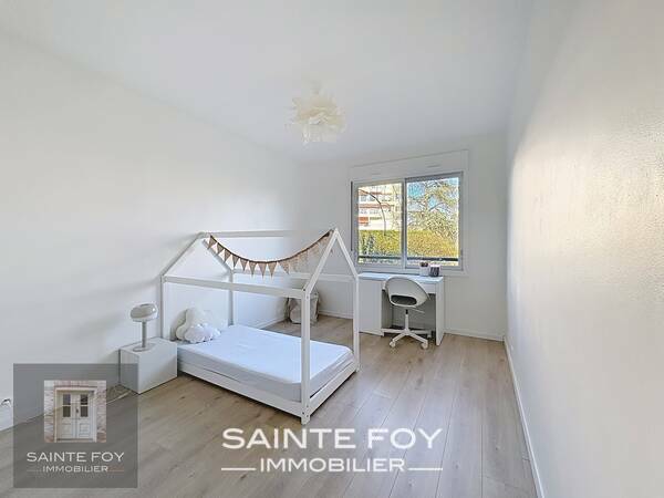 2025806 image8 - Sainte Foy Immobilier - Ce sont des agences immobilières dans l'Ouest Lyonnais spécialisées dans la location de maison ou d'appartement et la vente de propriété de prestige.