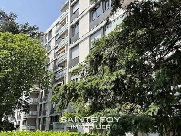2026402 image2 - Sainte Foy Immobilier - Ce sont des agences immobilières dans l'Ouest Lyonnais spécialisées dans la location de maison ou d'appartement et la vente de propriété de prestige.
