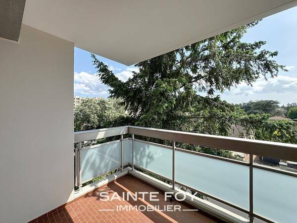 2026402 image8 - Sainte Foy Immobilier - Ce sont des agences immobilières dans l'Ouest Lyonnais spécialisées dans la location de maison ou d'appartement et la vente de propriété de prestige.