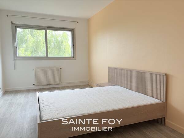 2026421 image4 - Sainte Foy Immobilier - Ce sont des agences immobilières dans l'Ouest Lyonnais spécialisées dans la location de maison ou d'appartement et la vente de propriété de prestige.