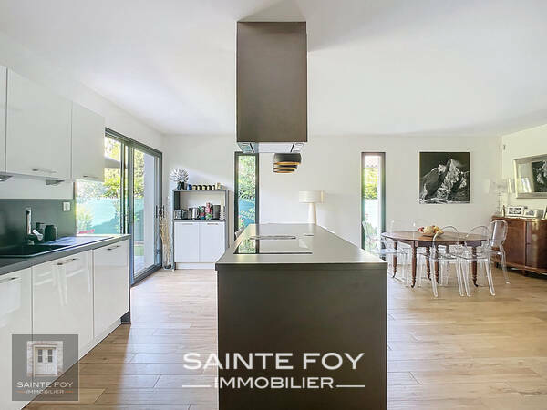 2026423 image6 - Sainte Foy Immobilier - Ce sont des agences immobilières dans l'Ouest Lyonnais spécialisées dans la location de maison ou d'appartement et la vente de propriété de prestige.