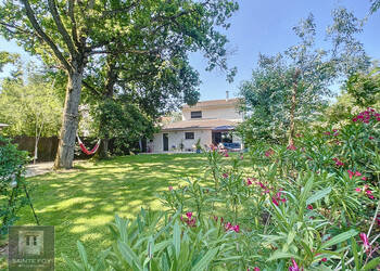 2026423 image1 - Sainte Foy Immobilier - Ce sont des agences immobilières dans l'Ouest Lyonnais spécialisées dans la location de maison ou d'appartement et la vente de propriété de prestige.