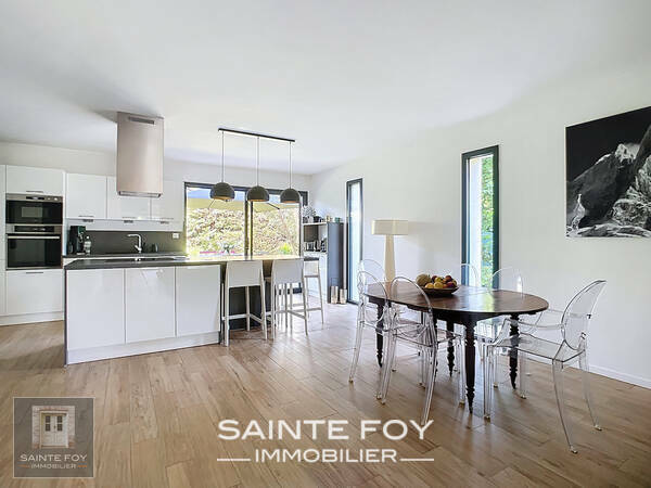 2026423 image7 - Sainte Foy Immobilier - Ce sont des agences immobilières dans l'Ouest Lyonnais spécialisées dans la location de maison ou d'appartement et la vente de propriété de prestige.