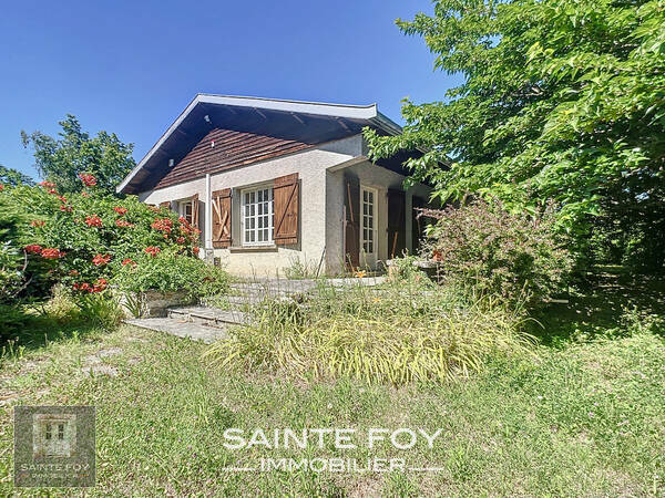 2026446 image2 - Sainte Foy Immobilier - Ce sont des agences immobilières dans l'Ouest Lyonnais spécialisées dans la location de maison ou d'appartement et la vente de propriété de prestige.