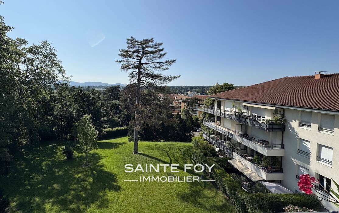2026478 image1 - Sainte Foy Immobilier - Ce sont des agences immobilières dans l'Ouest Lyonnais spécialisées dans la location de maison ou d'appartement et la vente de propriété de prestige.