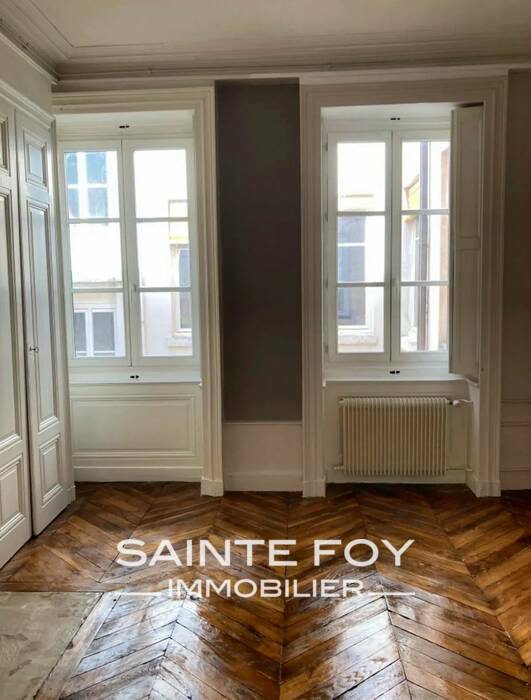 2026494 image1 - Sainte Foy Immobilier - Ce sont des agences immobilières dans l'Ouest Lyonnais spécialisées dans la location de maison ou d'appartement et la vente de propriété de prestige.
