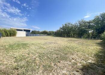 2026495 image1 - Sainte Foy Immobilier - Ce sont des agences immobilières dans l'Ouest Lyonnais spécialisées dans la location de maison ou d'appartement et la vente de propriété de prestige.