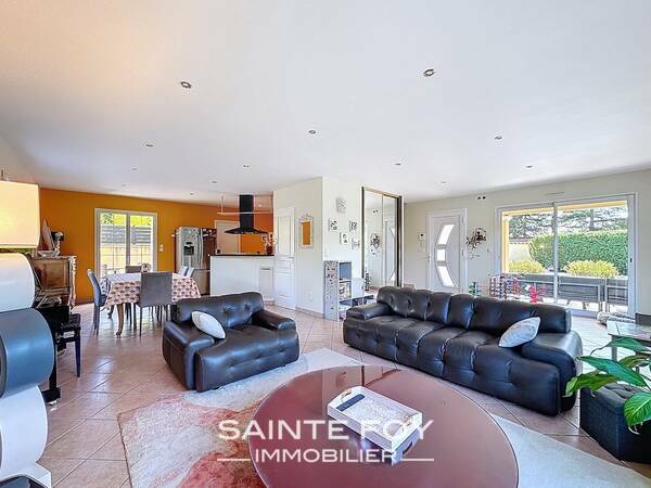 2026499 image3 - Sainte Foy Immobilier - Ce sont des agences immobilières dans l'Ouest Lyonnais spécialisées dans la location de maison ou d'appartement et la vente de propriété de prestige.