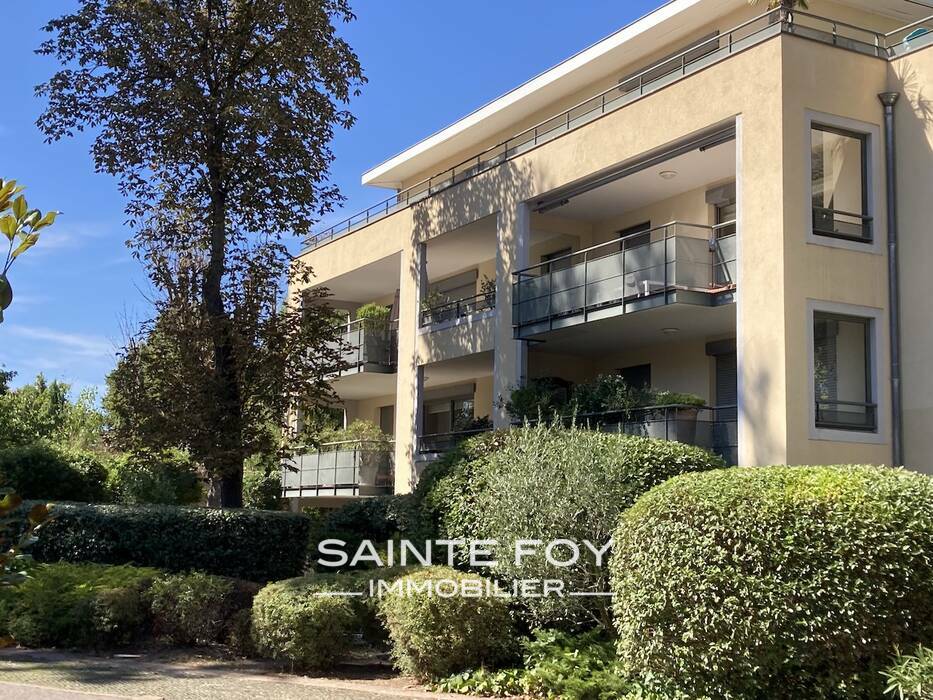 2026504 image1 - Sainte Foy Immobilier - Ce sont des agences immobilières dans l'Ouest Lyonnais spécialisées dans la location de maison ou d'appartement et la vente de propriété de prestige.