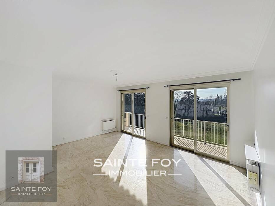 2026506 image1 - Sainte Foy Immobilier - Ce sont des agences immobilières dans l'Ouest Lyonnais spécialisées dans la location de maison ou d'appartement et la vente de propriété de prestige.