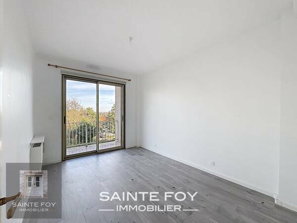 2026506 image5 - Sainte Foy Immobilier - Ce sont des agences immobilières dans l'Ouest Lyonnais spécialisées dans la location de maison ou d'appartement et la vente de propriété de prestige.