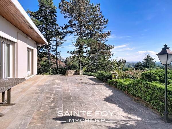2026518 image2 - Sainte Foy Immobilier - Ce sont des agences immobilières dans l'Ouest Lyonnais spécialisées dans la location de maison ou d'appartement et la vente de propriété de prestige.