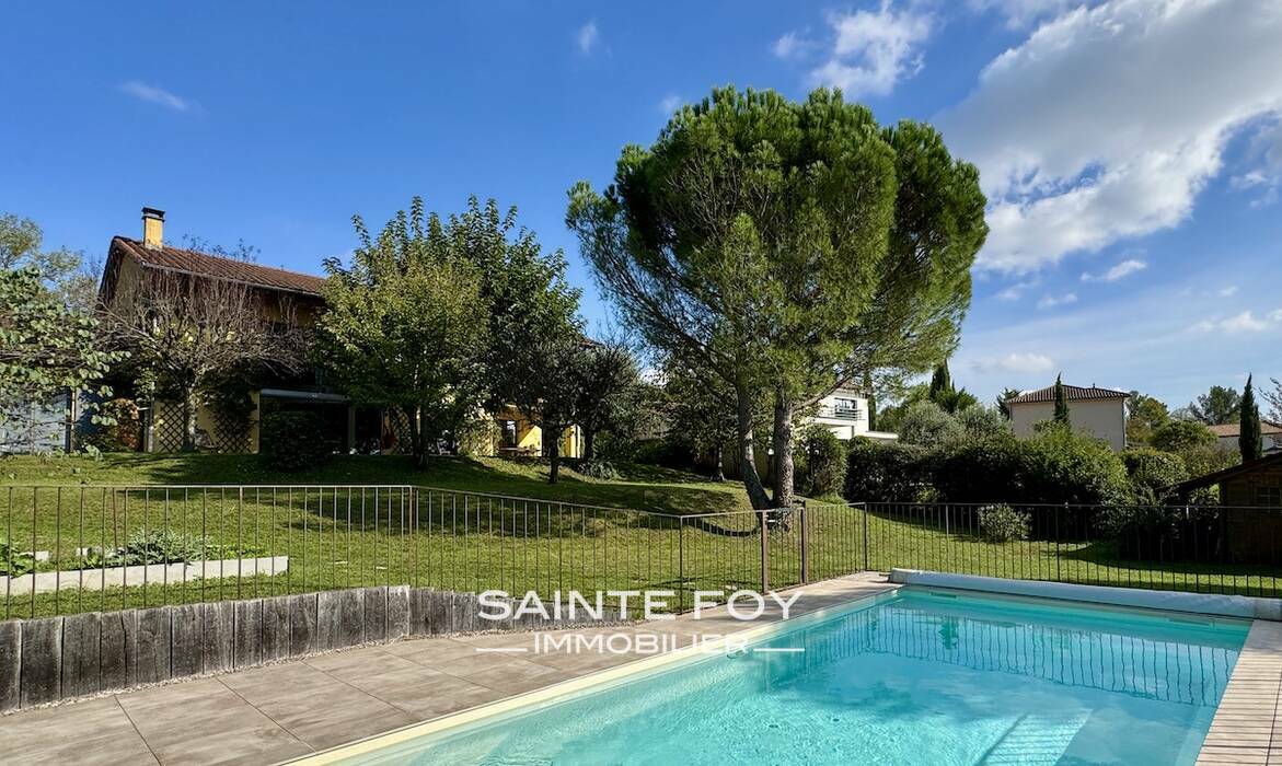 2026535 image1 - Sainte Foy Immobilier - Ce sont des agences immobilières dans l'Ouest Lyonnais spécialisées dans la location de maison ou d'appartement et la vente de propriété de prestige.