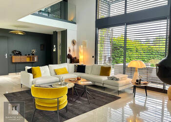 2026432 image1 - Sainte Foy Immobilier - Ce sont des agences immobilières dans l'Ouest Lyonnais spécialisées dans la location de maison ou d'appartement et la vente de propriété de prestige.