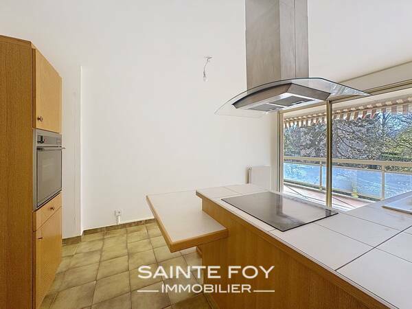 2026544 image5 - Sainte Foy Immobilier - Ce sont des agences immobilières dans l'Ouest Lyonnais spécialisées dans la location de maison ou d'appartement et la vente de propriété de prestige.