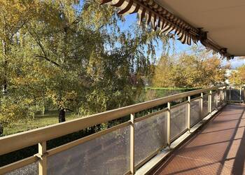 2026544 image1 - Sainte Foy Immobilier - Ce sont des agences immobilières dans l'Ouest Lyonnais spécialisées dans la location de maison ou d'appartement et la vente de propriété de prestige.