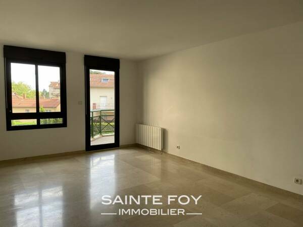 2026551 image5 - Sainte Foy Immobilier - Ce sont des agences immobilières dans l'Ouest Lyonnais spécialisées dans la location de maison ou d'appartement et la vente de propriété de prestige.
