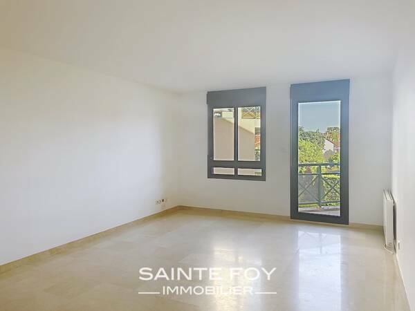 2026551 image4 - Sainte Foy Immobilier - Ce sont des agences immobilières dans l'Ouest Lyonnais spécialisées dans la location de maison ou d'appartement et la vente de propriété de prestige.