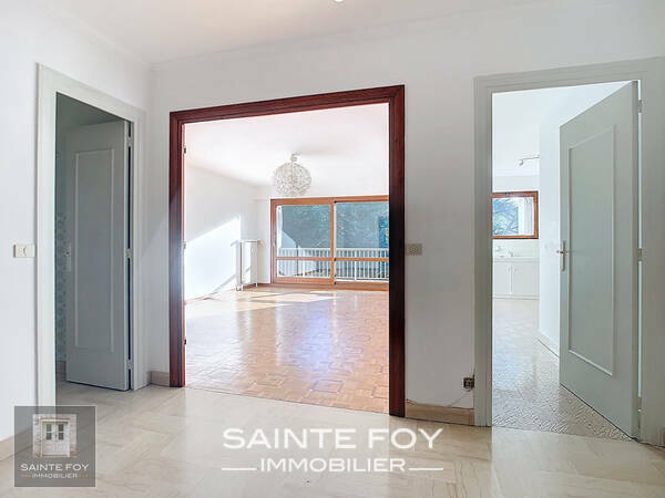 2026545 image4 - Sainte Foy Immobilier - Ce sont des agences immobilières dans l'Ouest Lyonnais spécialisées dans la location de maison ou d'appartement et la vente de propriété de prestige.