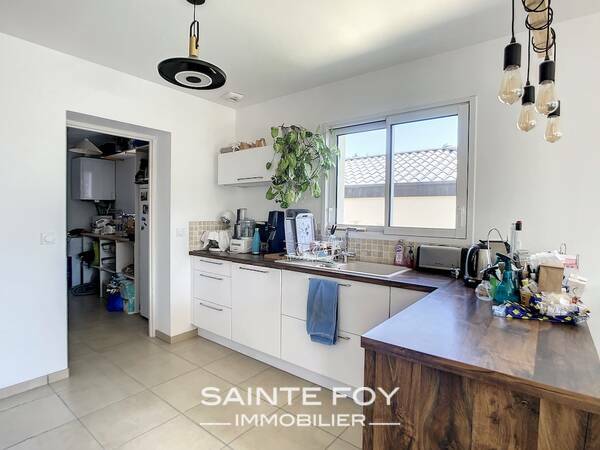 2026549 image4 - Sainte Foy Immobilier - Ce sont des agences immobilières dans l'Ouest Lyonnais spécialisées dans la location de maison ou d'appartement et la vente de propriété de prestige.