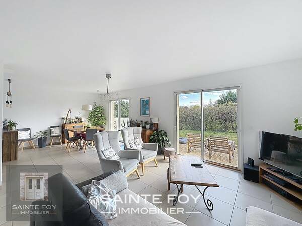 2026549 image2 - Sainte Foy Immobilier - Ce sont des agences immobilières dans l'Ouest Lyonnais spécialisées dans la location de maison ou d'appartement et la vente de propriété de prestige.