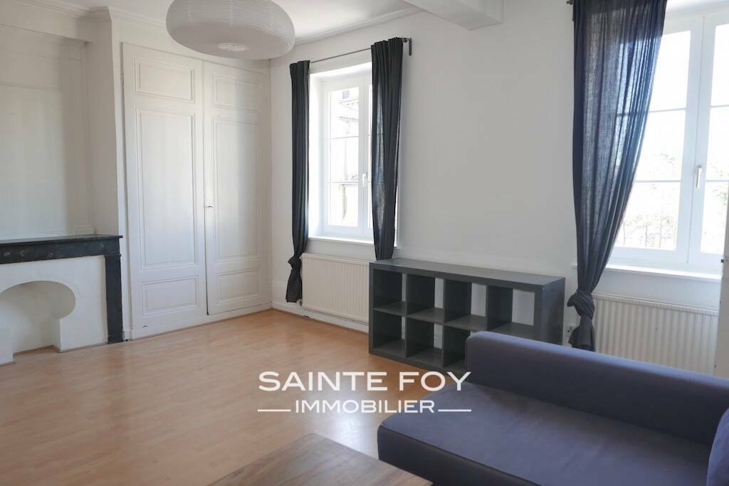 2023675 image1 - Sainte Foy Immobilier - Ce sont des agences immobilières dans l'Ouest Lyonnais spécialisées dans la location de maison ou d'appartement et la vente de propriété de prestige.