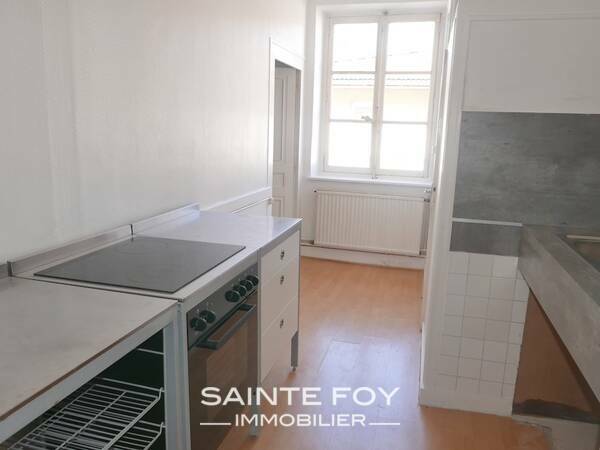 2023675 image3 - Sainte Foy Immobilier - Ce sont des agences immobilières dans l'Ouest Lyonnais spécialisées dans la location de maison ou d'appartement et la vente de propriété de prestige.