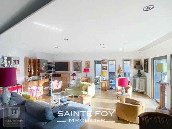 2026564 image4 - Sainte Foy Immobilier - Ce sont des agences immobilières dans l'Ouest Lyonnais spécialisées dans la location de maison ou d'appartement et la vente de propriété de prestige.